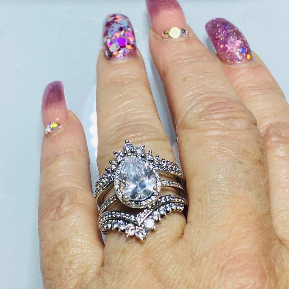 Radiant Tear Drop and Princess Wishbone Se…